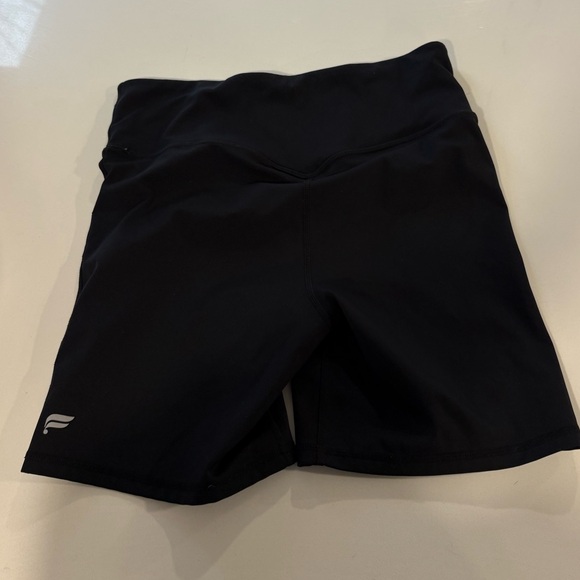 Fabletics biker shorts - Picture 3 of 4